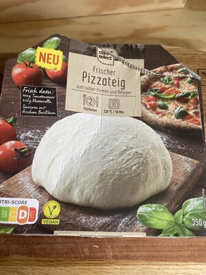 Frischer Pizzateig