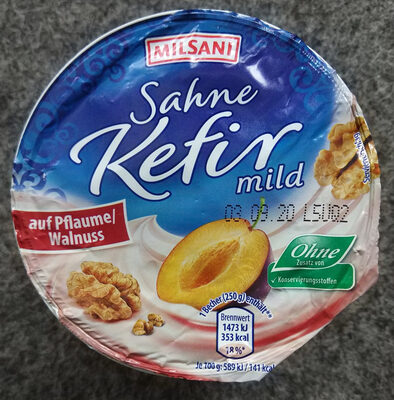 Sahne Kefir auf Pflaume/Walnuss