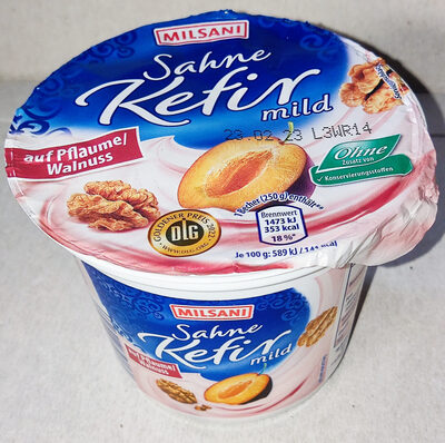 Sahne-Kefir auf Pflaume/Walnuss