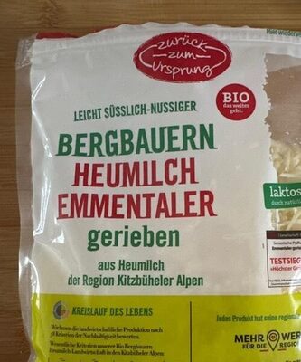 Bergbauern Heumilch Emmentaler gerieben