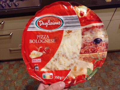 Pizza bolognese