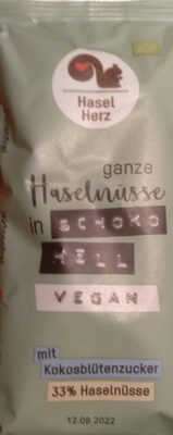 Haselnüsse in Schoko hell