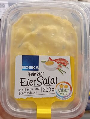 Eiersalat mit Bacon und Schnittlauch