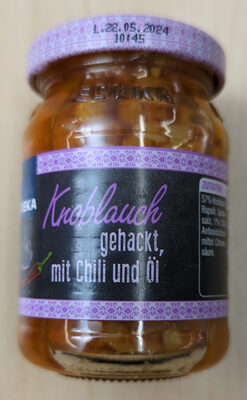 Knoblauch gehackt, mit Chili und Öl