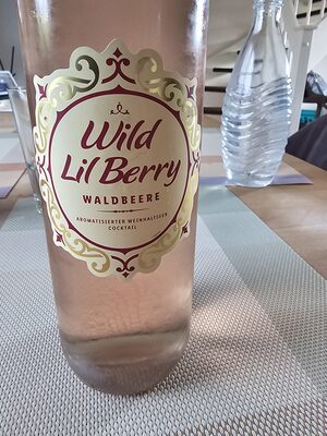 Wild Berry Spritz