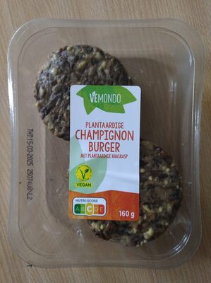 plantaardige Champignon-burger met plantaardige kaasrasp