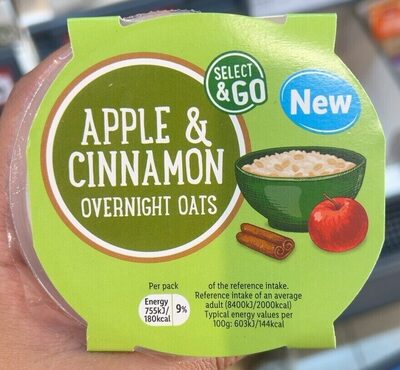 Apple & cinnamon overnight oats