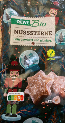 Nusssterne mit Zimt