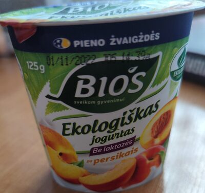 Ekologiškas jogurtas su persikais