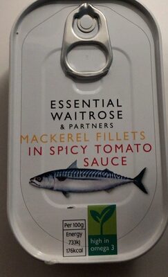 Mackerel fillets in spicy tomato sauce