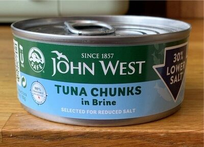 Tuna chunks in brine