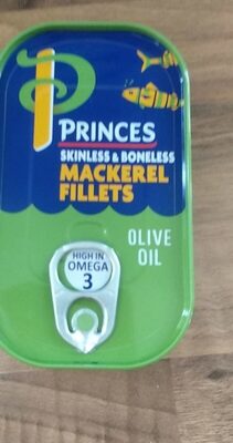 Skinless and boneless mackerel fillets olive oil