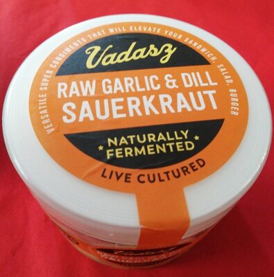 Raw garlic and dill sauerkraut