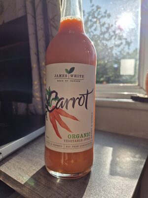 James White Drinks Organic Carrot Juice
