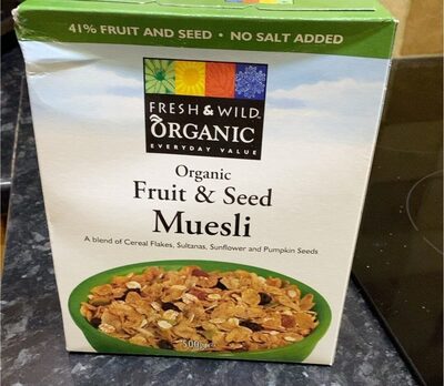 Organic fruit and seed muesli