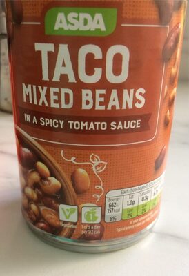 Taco mixed beans in spicy tomato sauce