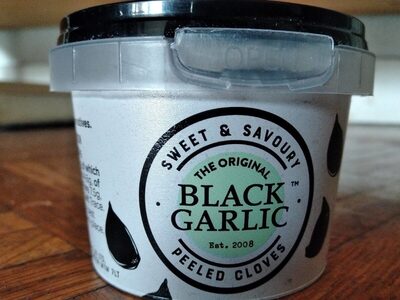 Black garlic ail noir