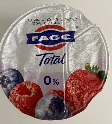 Fage total 0% con frutti di bosco