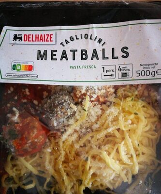 Pâtes fraîches aux boulettes de viande