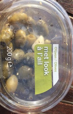 Olives a l ail