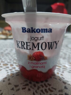 Jogurt kremowy z malinami i granolą