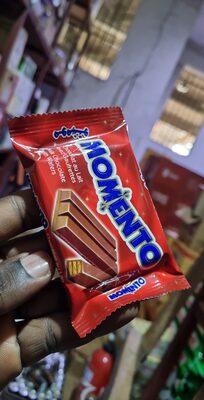 Chocolat au lait avec gaufrettes