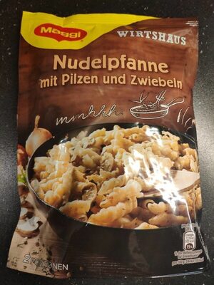 Nudelpfanne mit Pilzen Und Zwiebeln