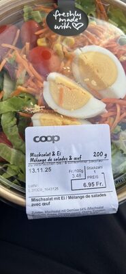 Mélanges de salades & œuf