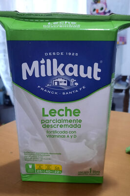 Leche parcialmente descremada