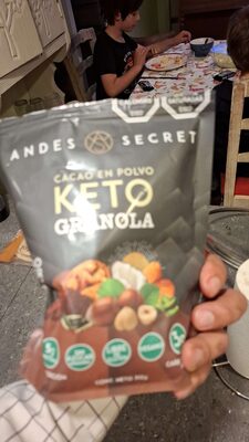 KETO GRANOLA