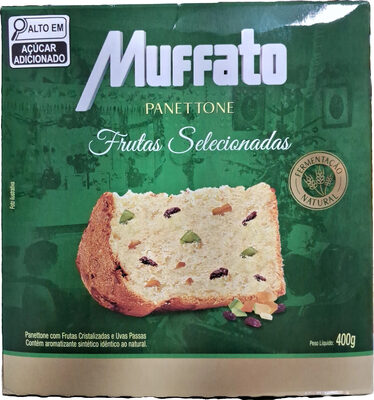 Panettone com frutas cristalizadas e uvas passas