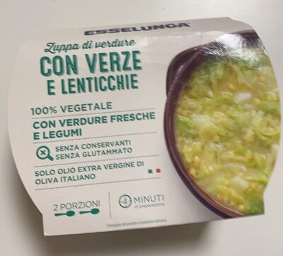 Zuppa di verdure con verze e lenticchie
