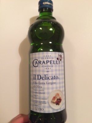Il delicato olio extra vergine di oliva litro
