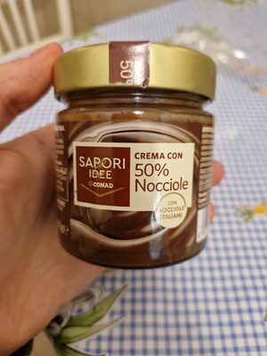 Crema con 50% di nocciole