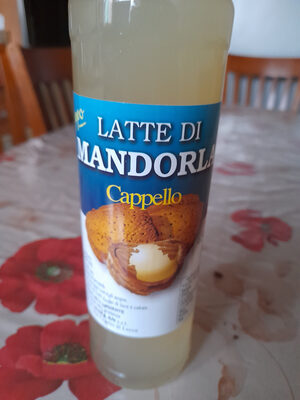 Latte di mandorla