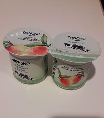 Yogur con zumo natural de melocotón