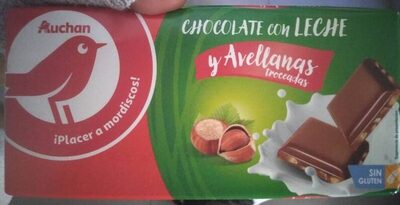 Chocolate con leche y avellanas troceadas