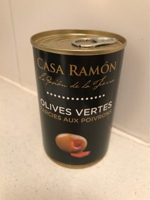 Olives vertes facies aux poivrons
