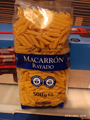 Macarrón rayado