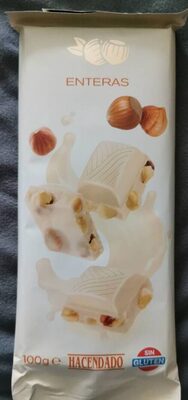 Chocolate blanco con avellanas enteras