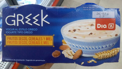 Yogur al estilo griego frutos secos, cereales y miel