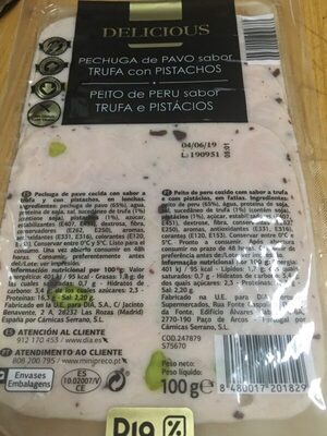 Pechuga de pavo sabor trufa con pistachos