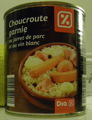 Choucroute garnie au jarret de porc et au vin blanc