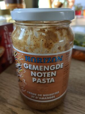Gemengde notenpasta