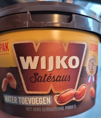 Satésaus water toevoegen