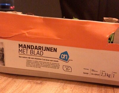 Mandarijnen met blad