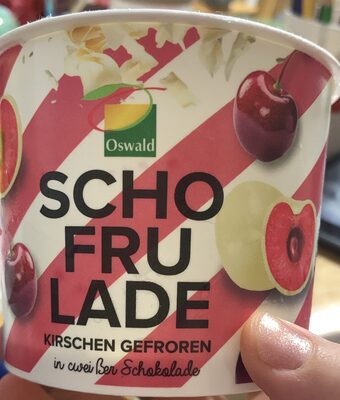 Kirsche in weißer Schokolade