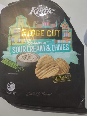 Ridge Cut European Style Sour Cream And Chives