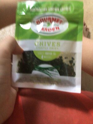 Lightly dried Chives