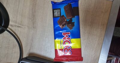 Autentic Rom - Ciocolată amăruie 70% cacao şi cremă rom